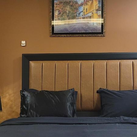 Goldcrest Luxury Apartments Lahore Ngoại thất bức ảnh